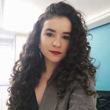 Driely Freitas