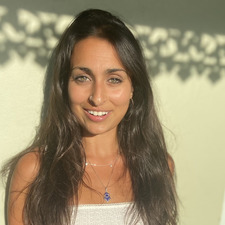 Rosie Singh 