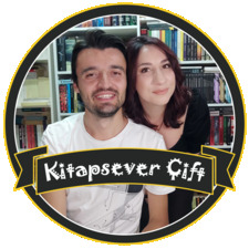 Kitapsever Çift