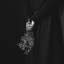 مُنى معشِي. 