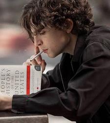 i like timotheé  chalamet and books