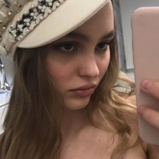 ˚ ༘♡ ⋆｡˚alma 