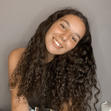 Inês | neneshelf