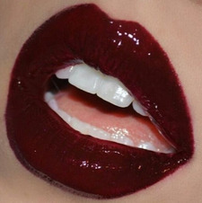 Crystal (Crystalreads2)