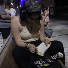 ari andrade *✧･ﾟ