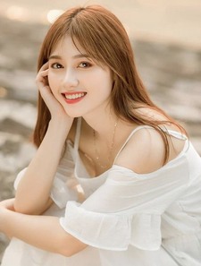 Đỗ Hiểu  Khuê