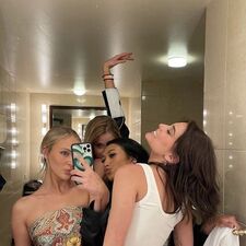 annie ๑ˊૢᵕˋૢ๑