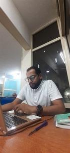 أيمن حمدي محمد