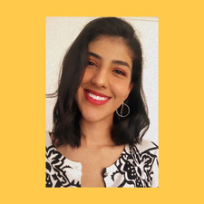 María