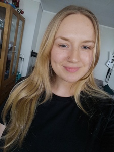 Ingunn Bach