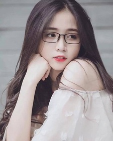 Mai Chân  Nhi
