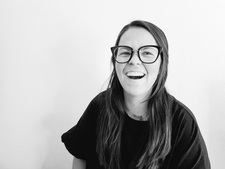 Estibaliz Ruiz de Sabando  (Esti Reads a Lot)