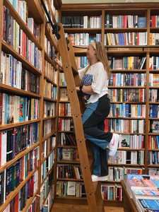 Charlsbookshelves
