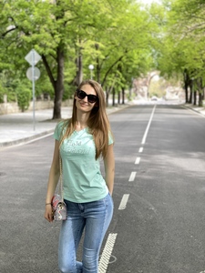 Деница Хаинова