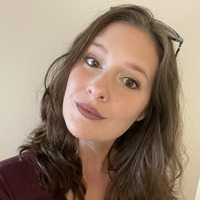 Claire Richardson - Tampa, FL (339 books)