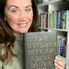 Stephanie (TheBookishBoyMom)