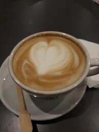 زينب البحراني