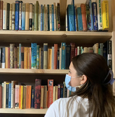 ingrids.little.library