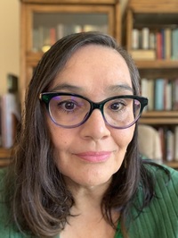 Gina Ruiz - Los Angeles, CA (12,294 books)