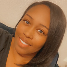 NiNi (NiNisReadingFrenzy)