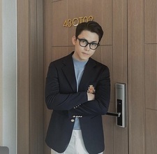 Khúc Vương  Quang