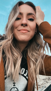 Charis Watts