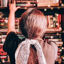 Ayushi (Sorcery of Chapters)