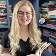 Kaylie’s Bookshelf