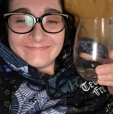 ✿ Emily | bookendsandbeyond