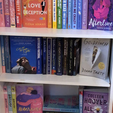 Valerie &#x1f90d;&#x1f4da;&#x1f4d6;