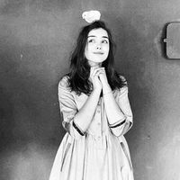 خلود الطالب