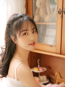 Tạ Mai  Linh