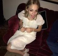 Eleonora ⋆˚｡⋆୨୧