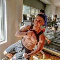 Λάμπρος Κοντ