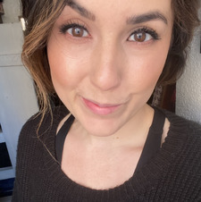 Shawntel (read_with_shawntel)