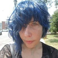 Lora Bloom