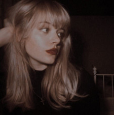 mia ꒰ა ♡ ໒꒱