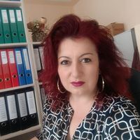 Славка Томова