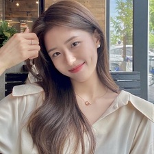 Lê Khả  Ngân