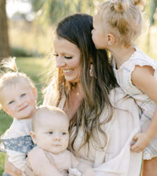 Sarah LetsGet.ThisRead