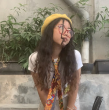 Uyên Lê