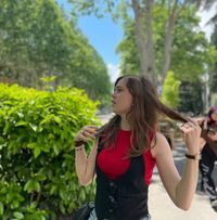 ელენე ლომსაძე