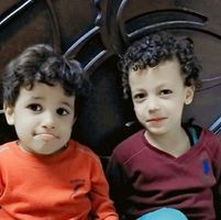 منى يسرى