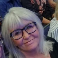 Liz Calvert