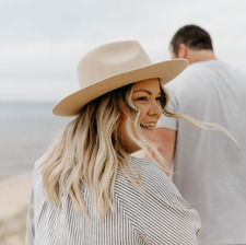 Kyleigh | alltheroseyreads 