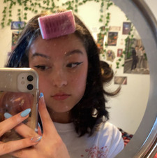 - ̗̀ bella   ̖́-