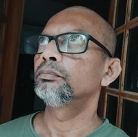 Suresh Dharmaratne