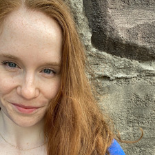 Julia - A foxy Reader