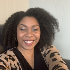 Lynette D-Moses