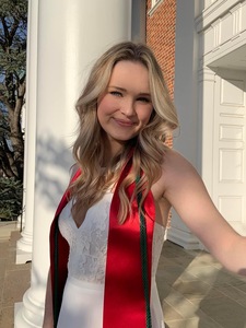 Maddie White